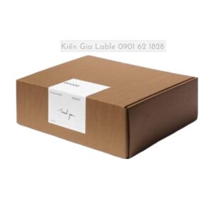 Tem nhãn dán hộp đựng quần áo