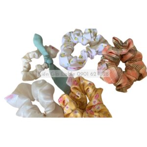 Mác vải cotton gắn dây cột tóc